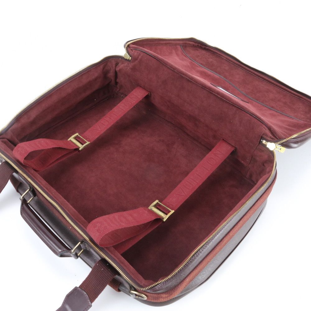 Louis Vuitton Taiga Leather Boston Bag Business Trip Tote Travel — view 7