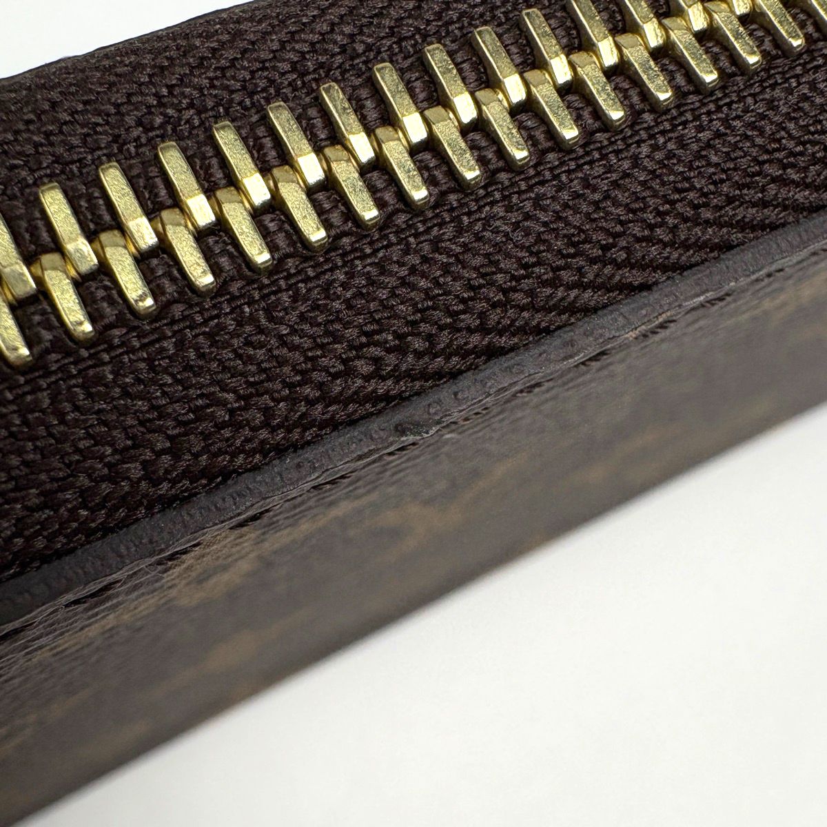 Louis Vuitton Zippy Wallet Round Zip Monogram Brown — view 4