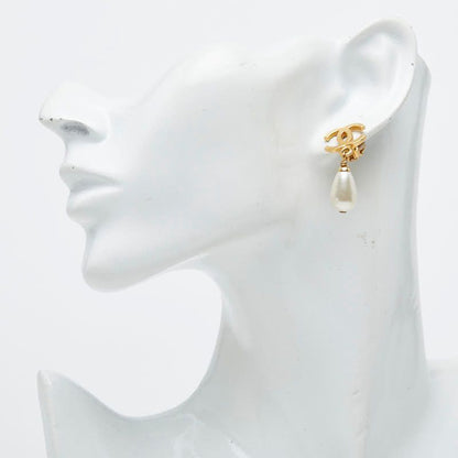 Chanel CC Logo Vintage Earrings Gold Faux Pearl Plated — view 5