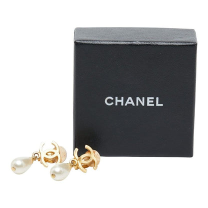 Chanel CC Logo Vintage Earrings Gold Faux Pearl Plated — view 6