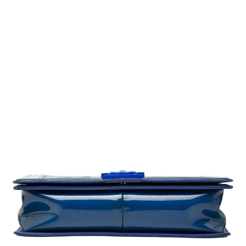 Chanel CC Logo Chain Shoulder Bag Blue Patent Leather — view 3