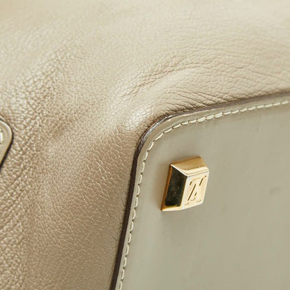 Louis Vuitton Suhali Angenue PM Handbag Verone Gray Leather — view 7