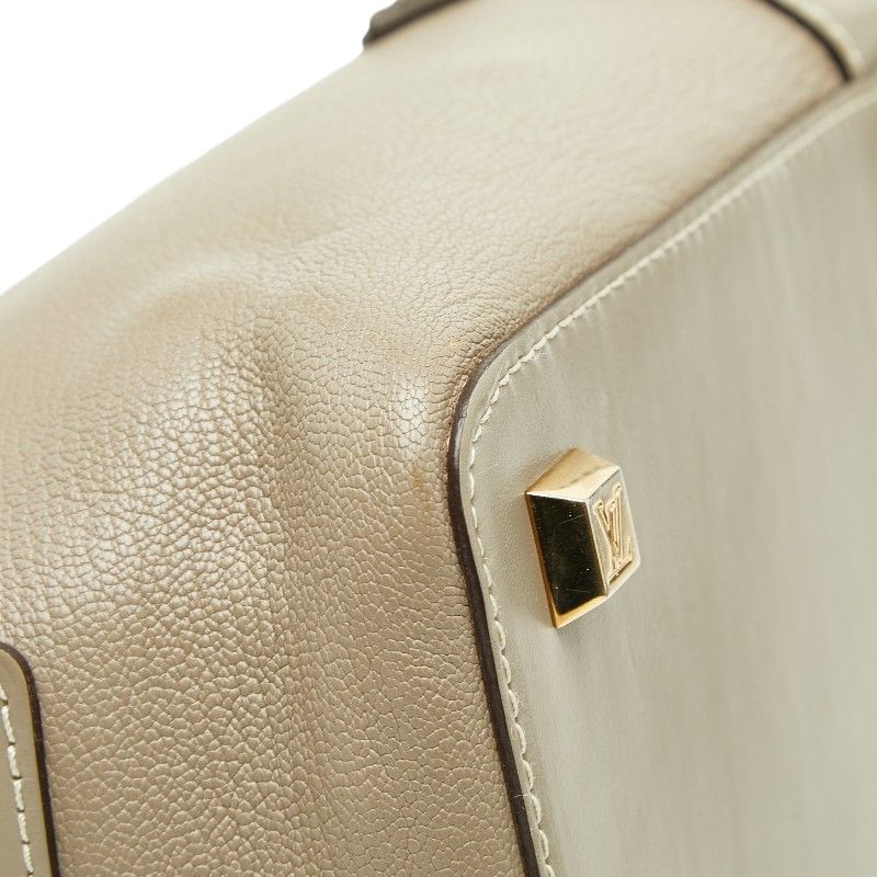 Louis Vuitton Suhali Angenue PM Handbag Verone Gray Leather — view 5