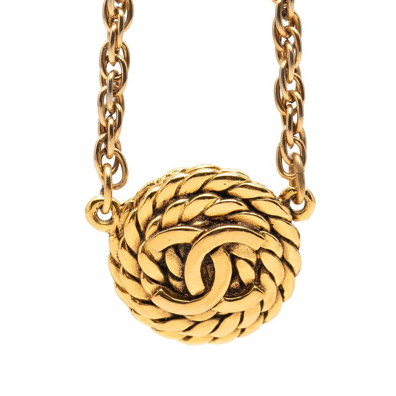 Chanel CC Logo Chain Necklace Gold Plated