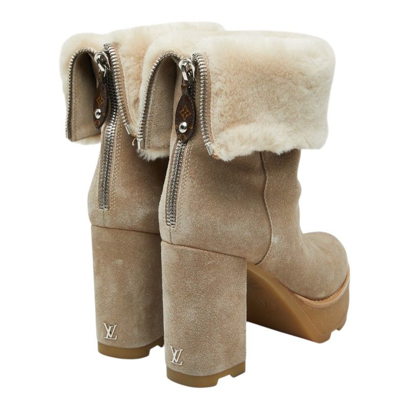 Louis Vuitton LV Bob Line Shearling Ankle Boots 37.5 Beige — view 2