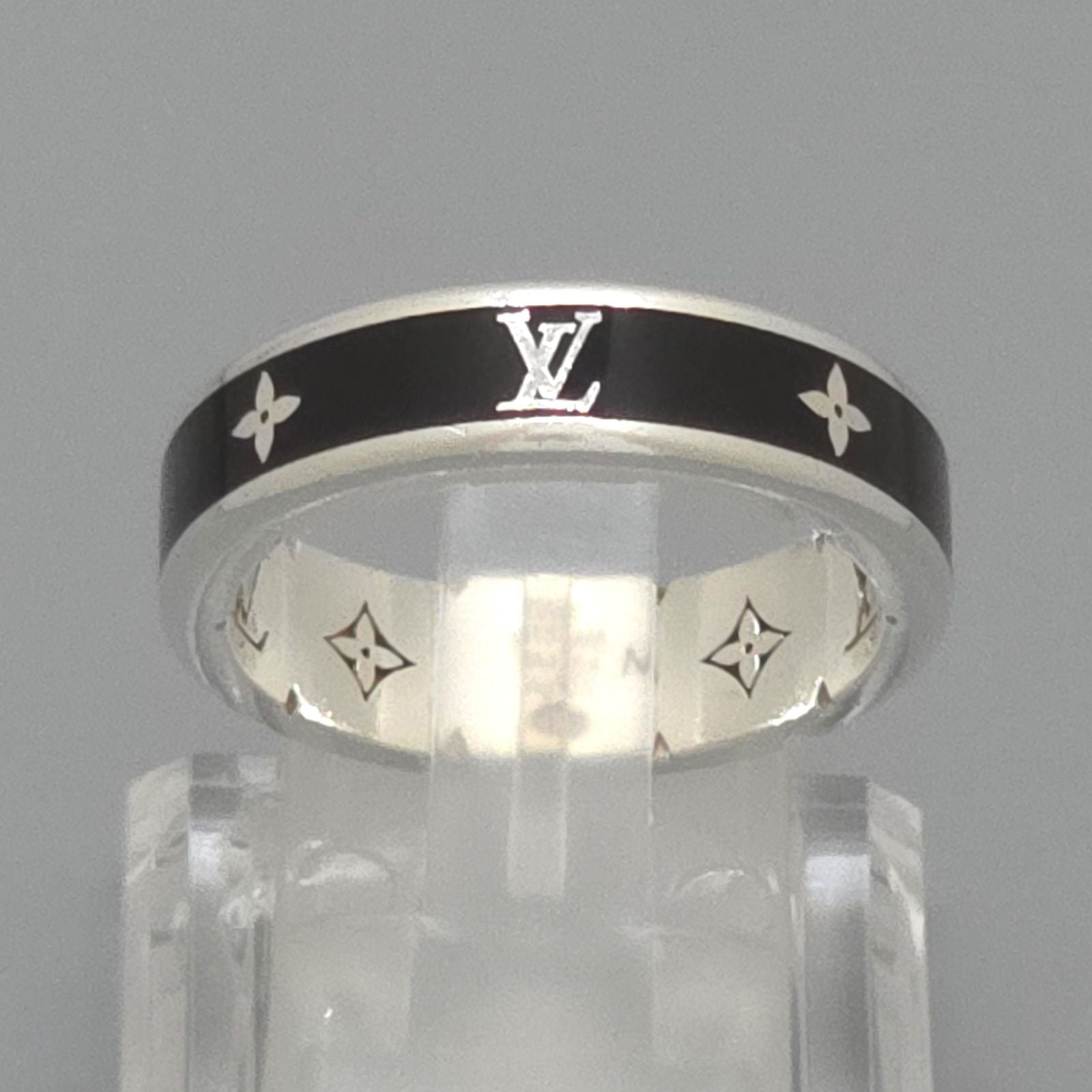 Louis Vuitton Ring LV Spike M Sterling Silver Black Enamel Monogram Signature