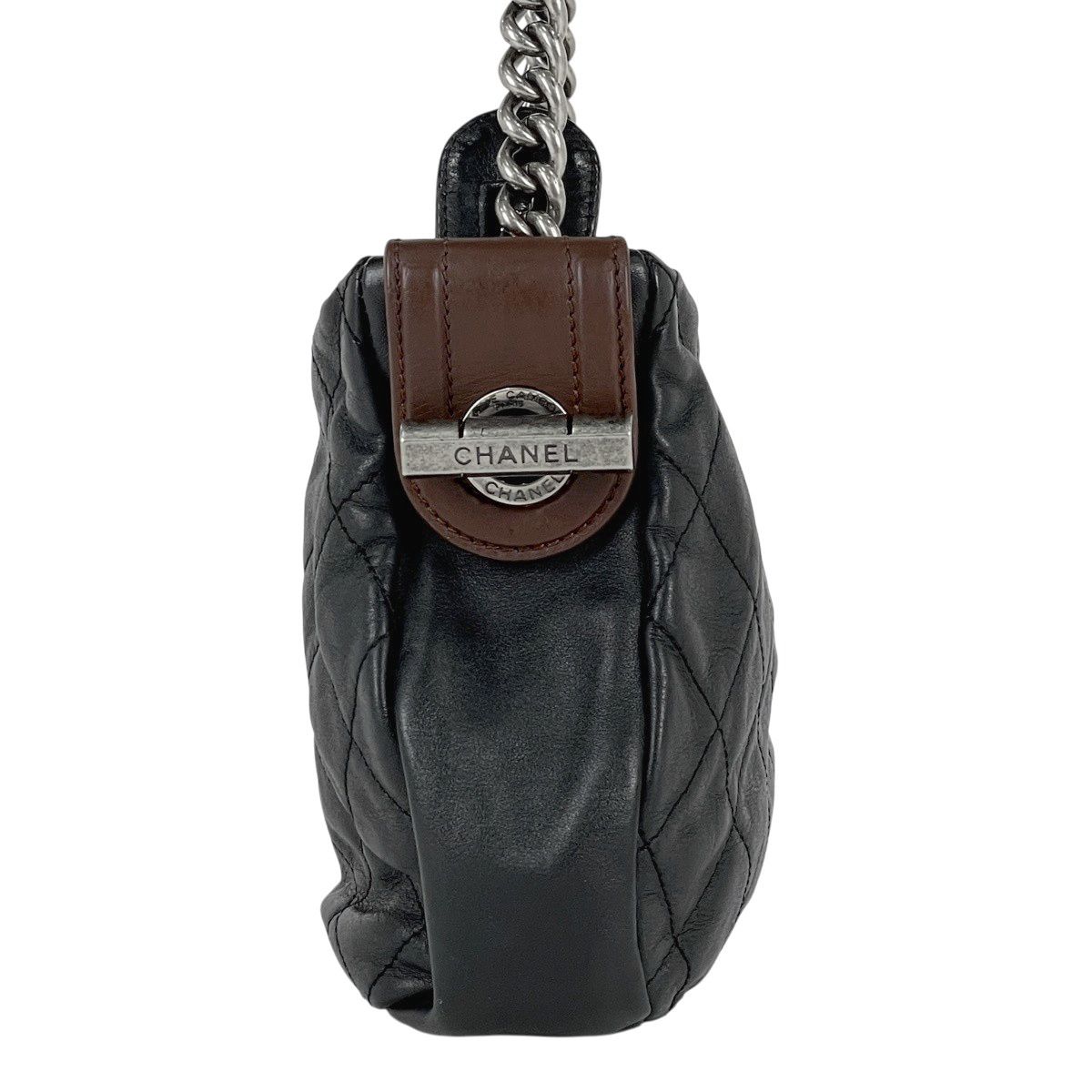 Chanel CC Logo Chain Shoulder Bag Quilted Leather Black — view 2