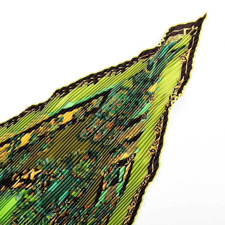 Hermes Scarf Pleats Carre — view 6