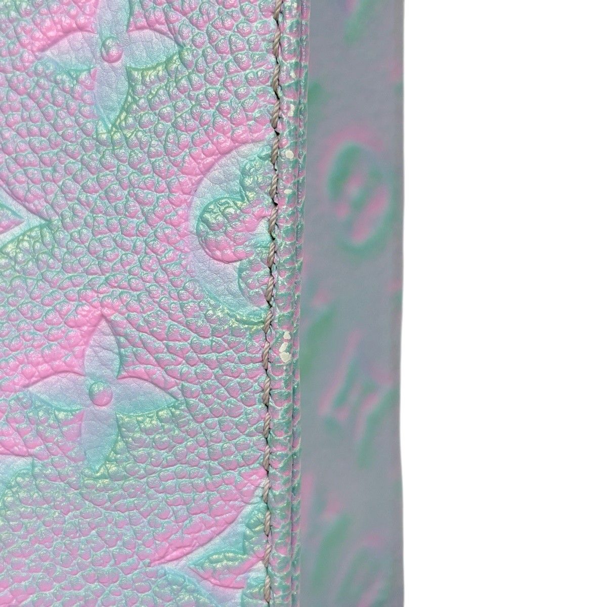 Louis Vuitton On The Go PM 2-Way Summer Star Monogram Empreinte Lila Tote — view 4