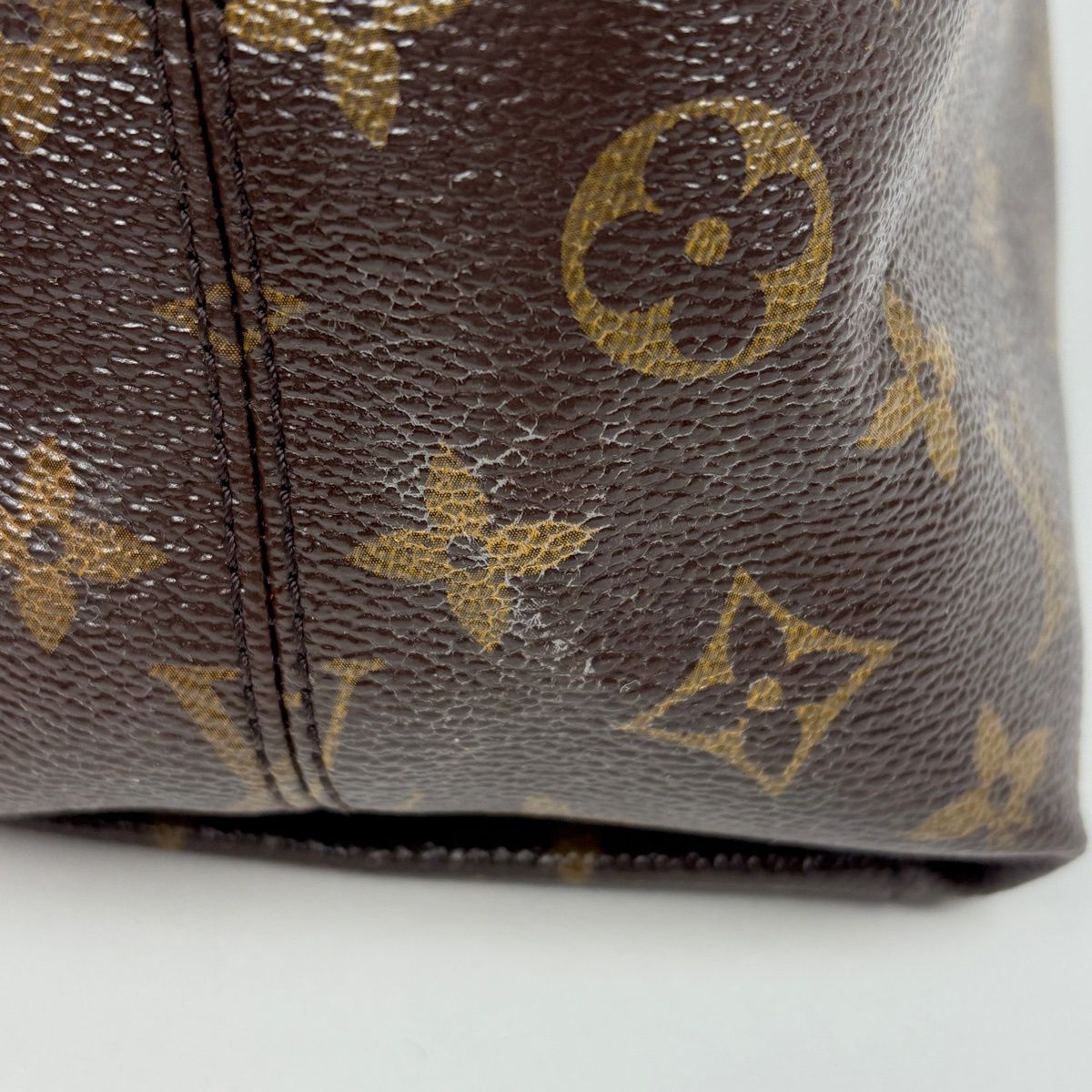 Louis Vuitton Tui Roulis Hobo Monogram Brown Noir — view 4