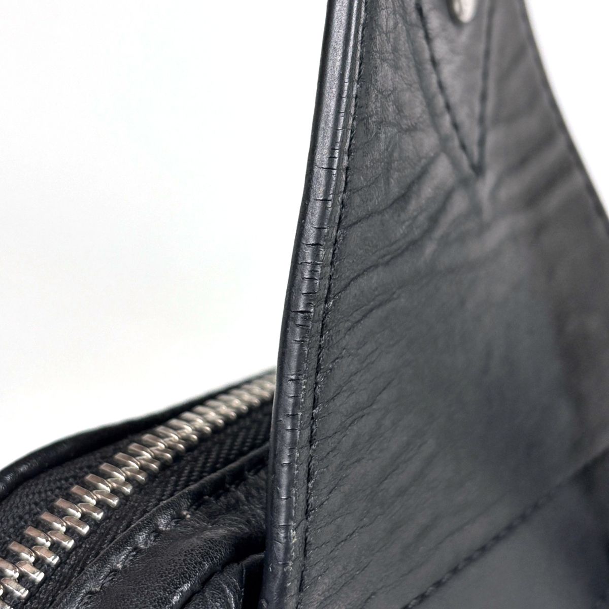 Louis Vuitton Avenue Sling Bag Damier Infini Onyx — view 6