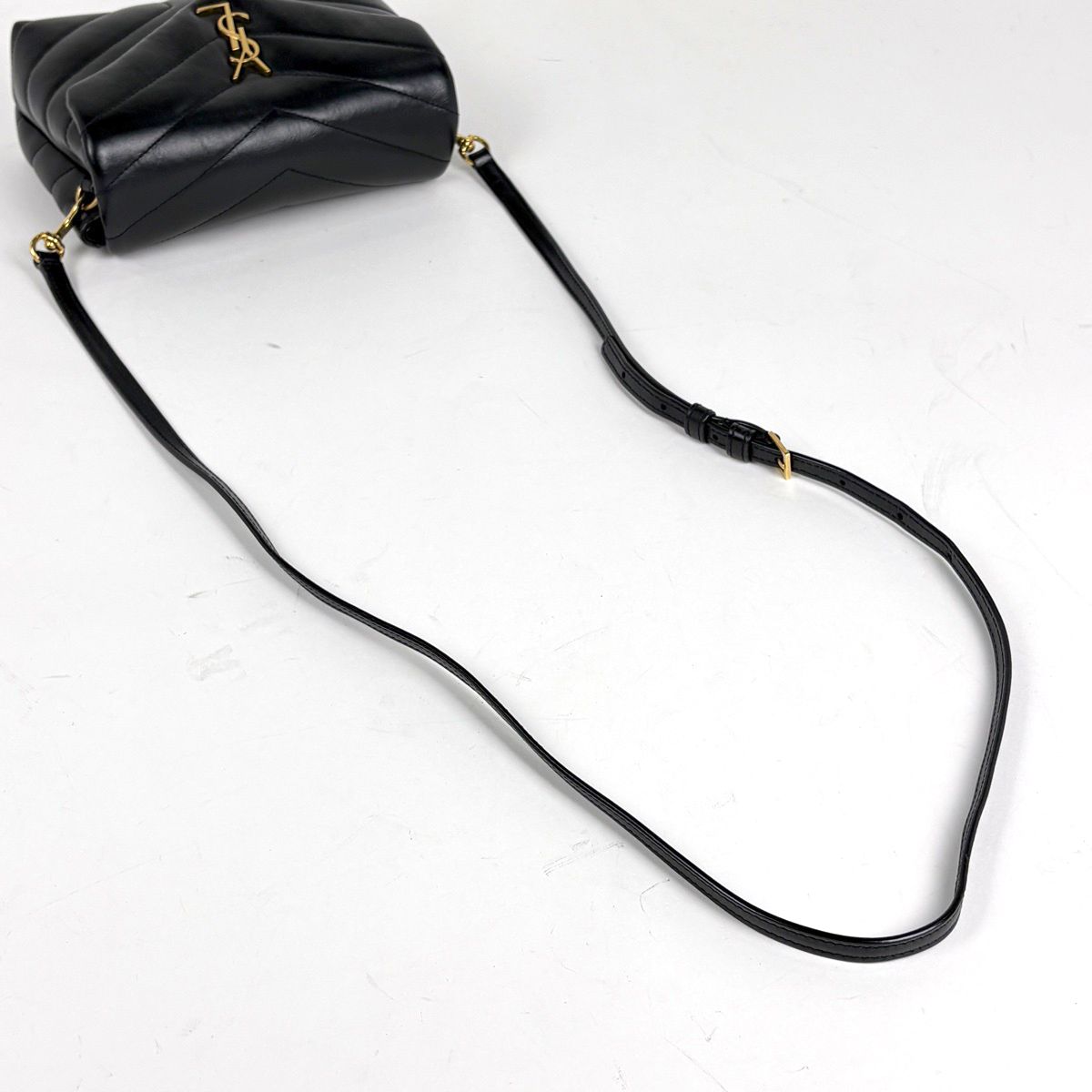 Saint Laurent Yves Lou Toy Shoulder Bag Leather Black — view 6