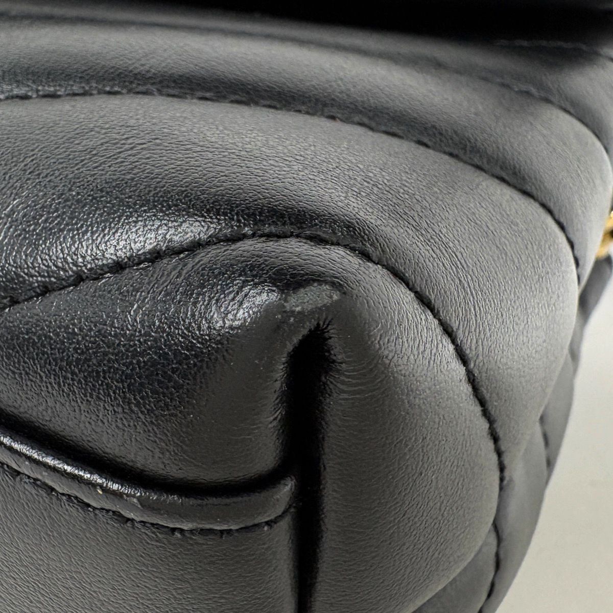 Saint Laurent Yves Lou Toy Shoulder Bag Leather Black — view 3