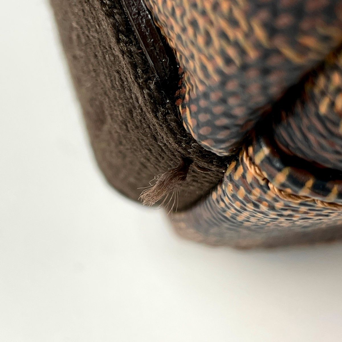 Louis Vuitton Trotteur Boble Shoulder Bag Damier Brown — view 4