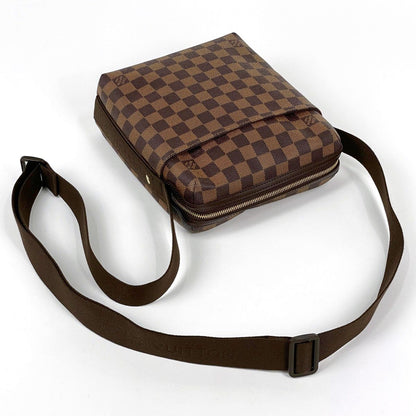 Louis Vuitton Trotteur Boble Shoulder Bag Damier Brown — view 5