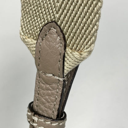 Fendi Selleria Shoulder Bag 2-Way Kuoio Leather Beige — view 5