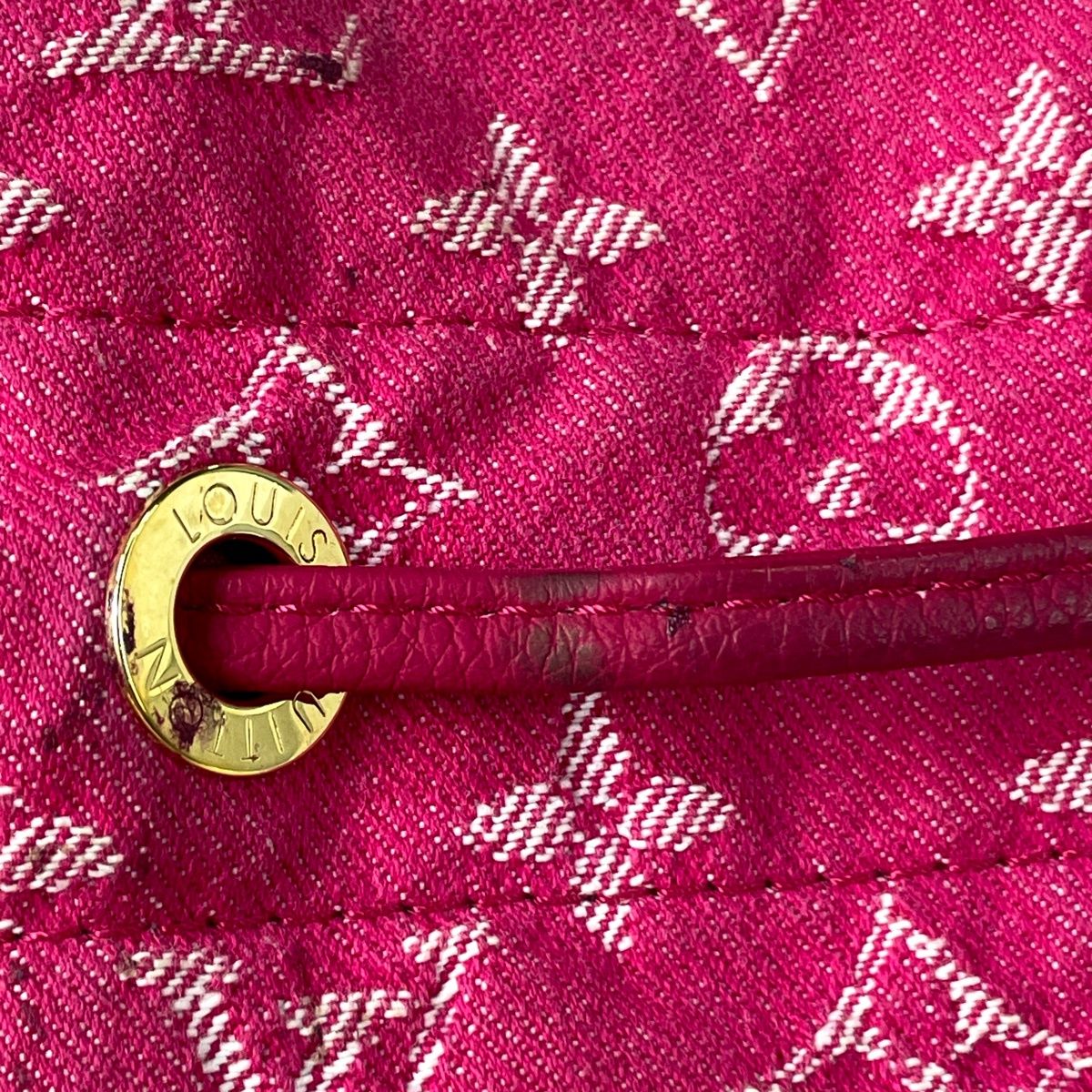 Louis Vuitton Noefle MM Shoulder Bag Drawstring Monogram Denim Pink — view 5