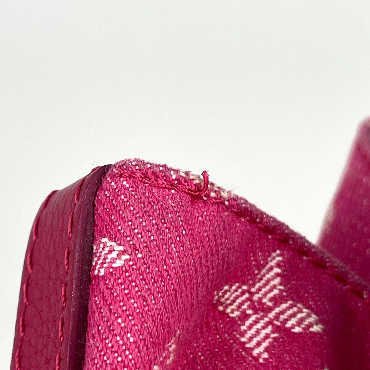 Louis Vuitton Noefle MM Shoulder Bag Drawstring Monogram Denim Pink — view 6