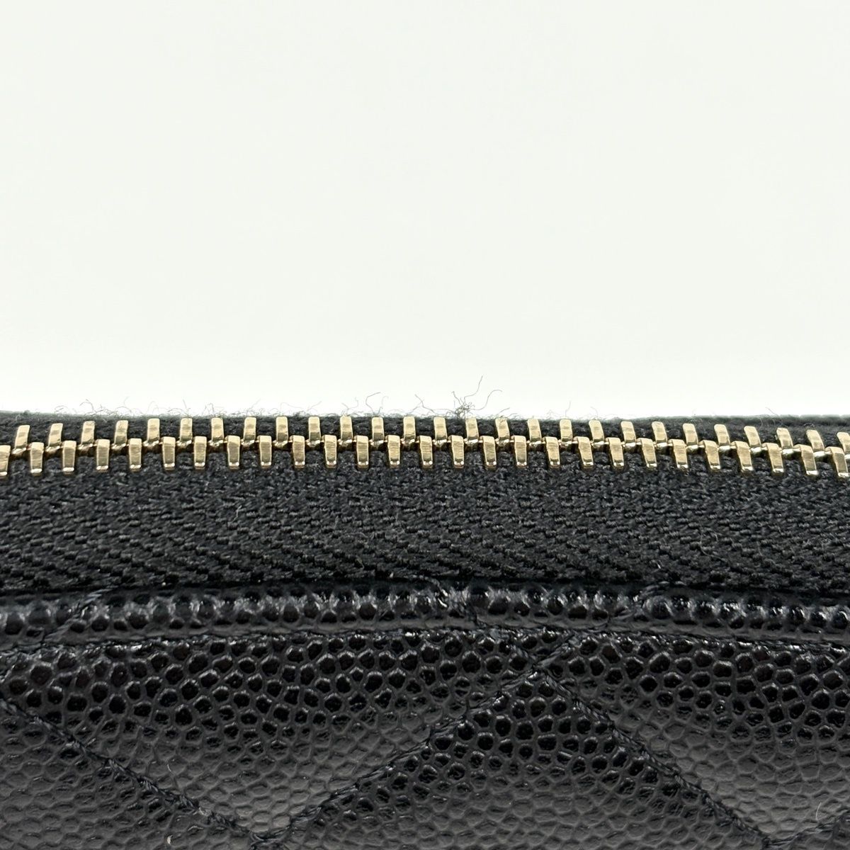 Chanel CC Logo Coin Case Card Caviar Leather Black — view 4