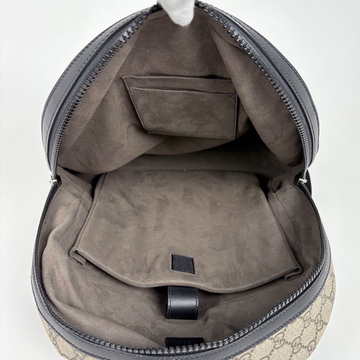 Gucci GG Pattern Backpack Sac Beige Black — view 7