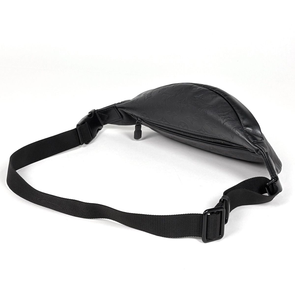 Louis Vuitton Discovery Bum Bag PM Monogram Shadow Leather Noir — view 2