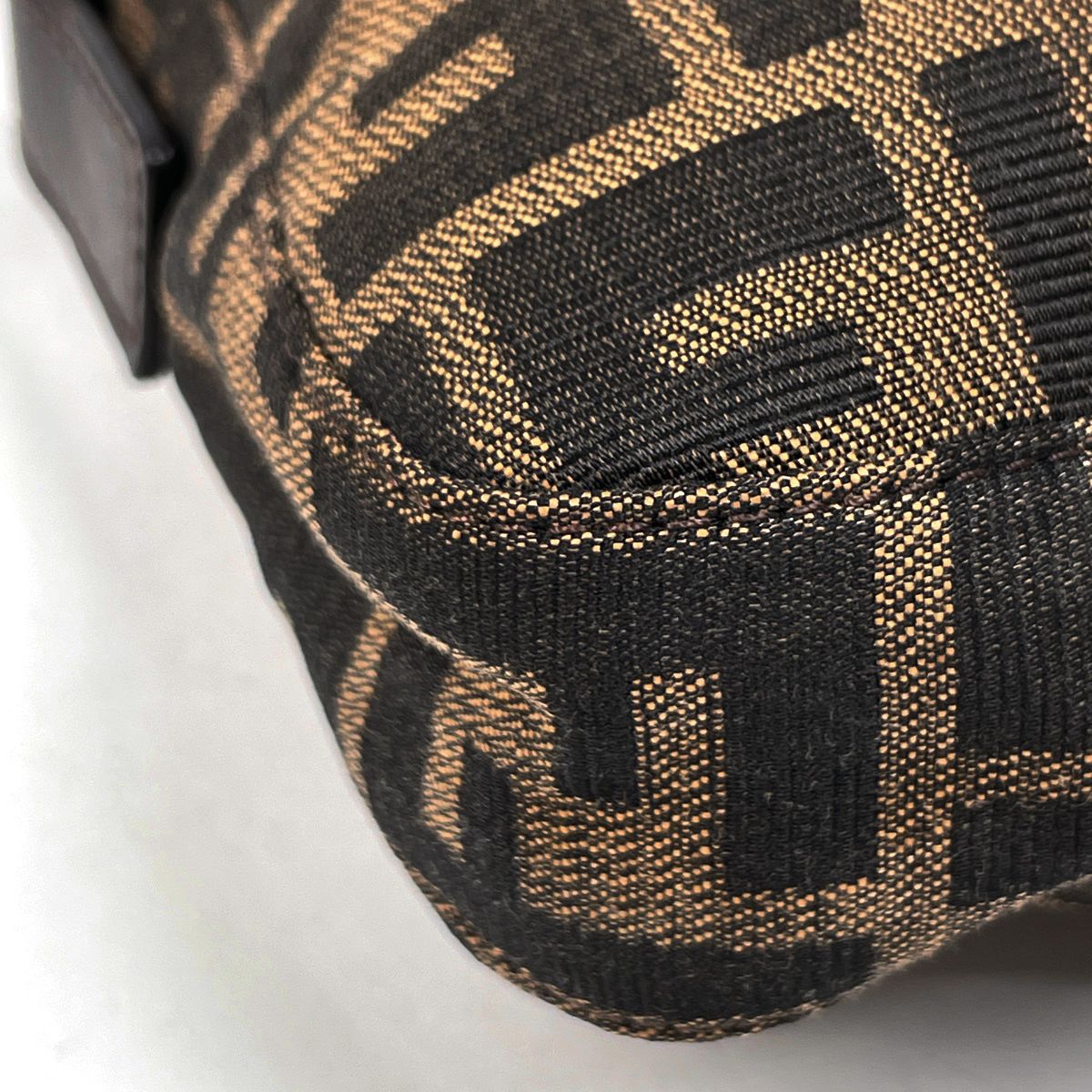 Fendi Zucca Pattern Mamma Baguette Shoulder Bag Canvas Brown — view 3