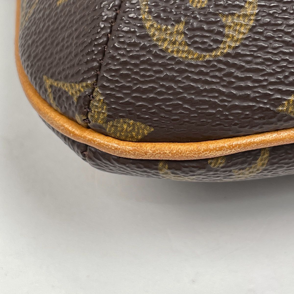 Louis Vuitton Musette Salsa Short Shoulder Bag Monogram Brown — view 3
