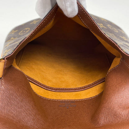 Louis Vuitton Musette Salsa Short Shoulder Bag Monogram Brown — view 8
