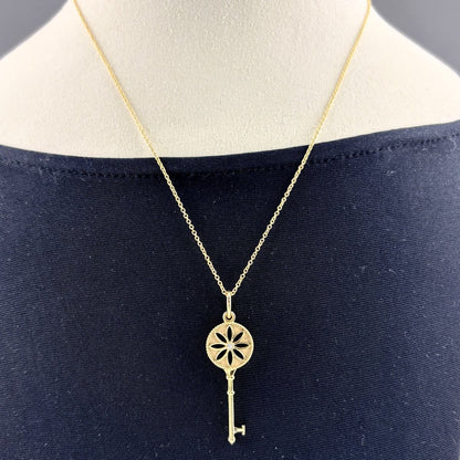 Tiffany & Co Daisy Key Necklace YG Yellow Gold Pendant Melee Diamond Flower — view 4