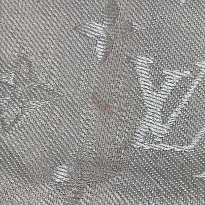 Louis Vuitton Shawl Monogram Large Wool Beige Scarf — view 6