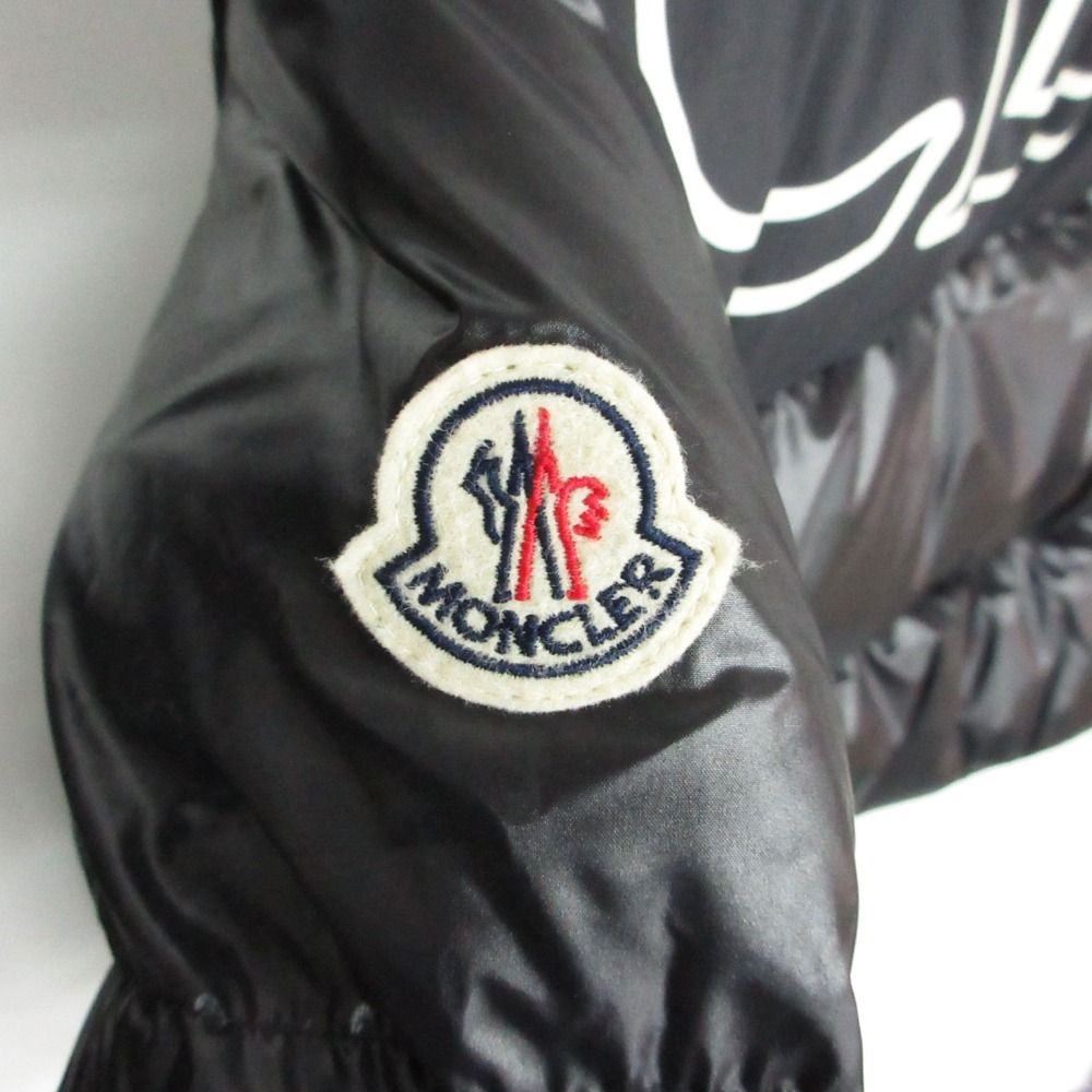 Moncler Gers Down Jacket Short Length Cropped Stand Collar Big Logo Black — view 7