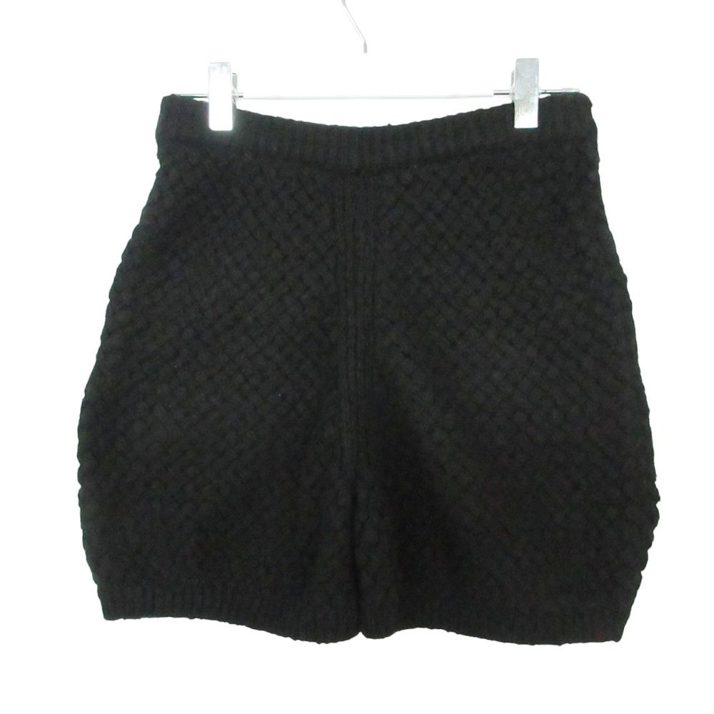 Chanel Knit Shorts CC Logo Gold Button Black — view 2