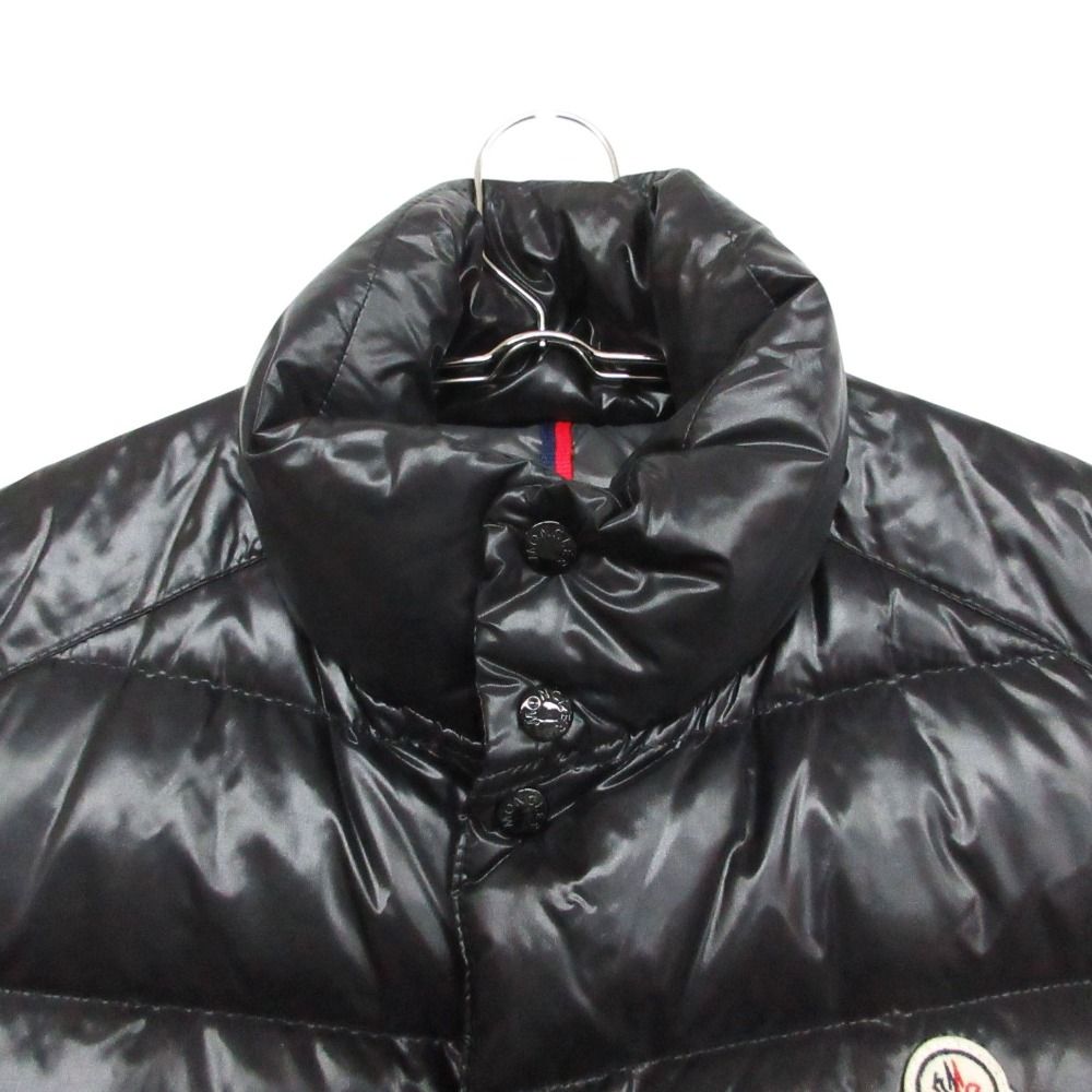 Moncler Tib Down Vest Sleeveless Nylon Logo Patch Black — view 5