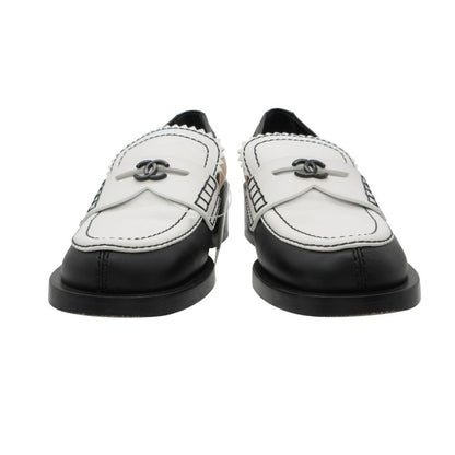 Chanel Loafers CC Logo Leather Calfskin Shoes Bicolor Black 38c — view 4