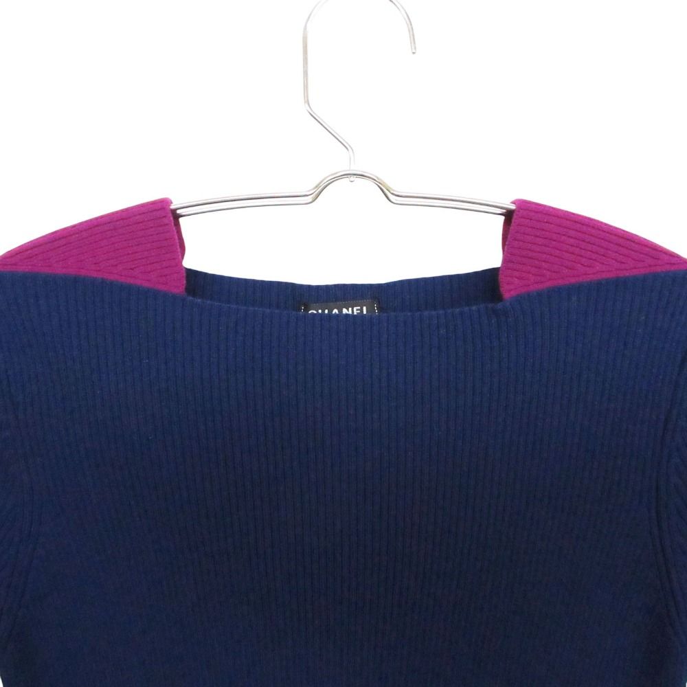 Chanel Ribbed Knit Dress Short Sleeve Bicolor Square Neck CC Logo Plate — view 4
