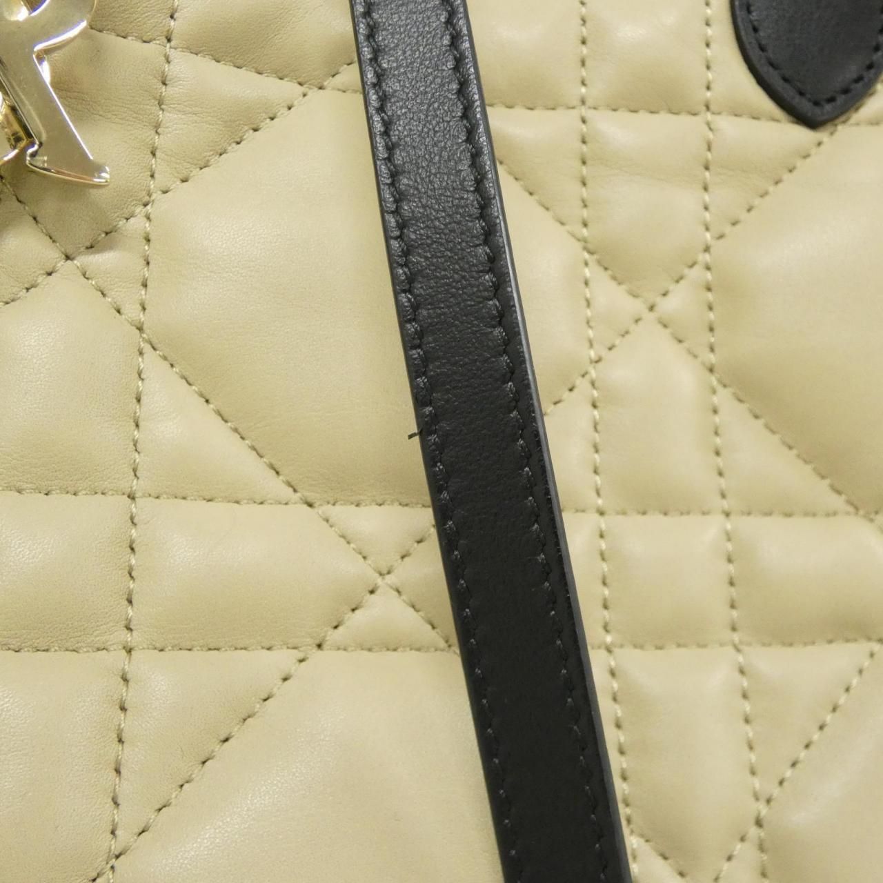 Dior Toujour Bag Handbag Beige — view 5