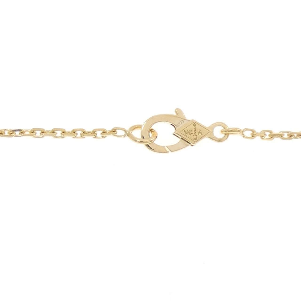 Van Cleef & Arpels Perlee Clover Necklace — view 5