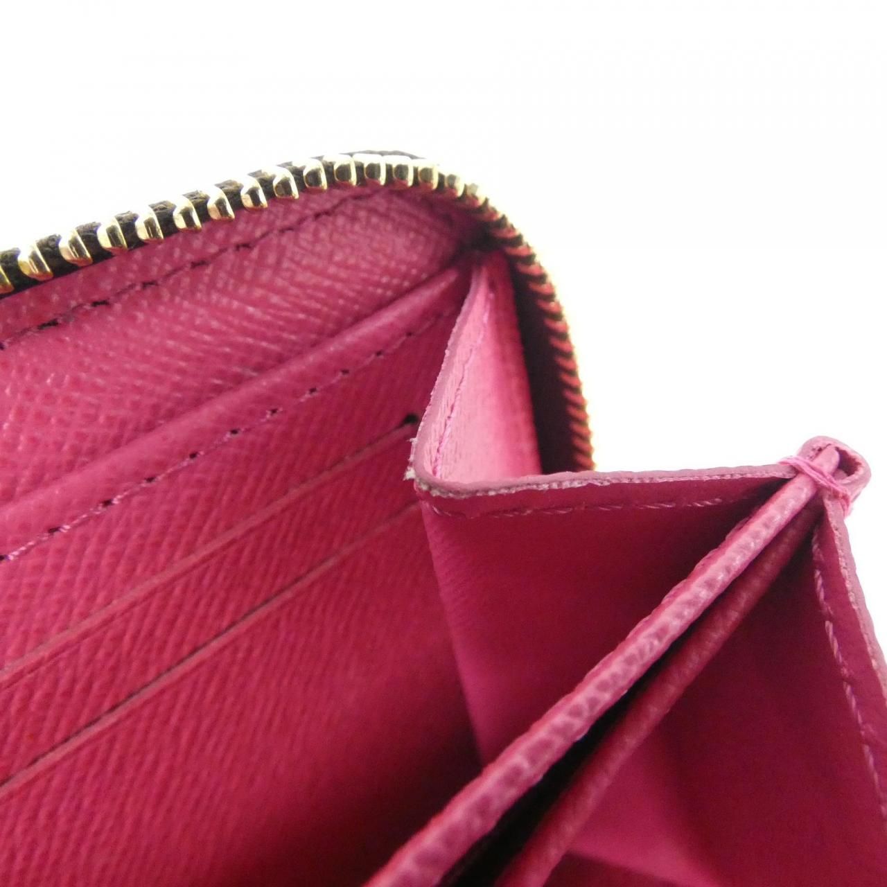 Louis Vuitton Damier Zippy Coin Purse — view 6