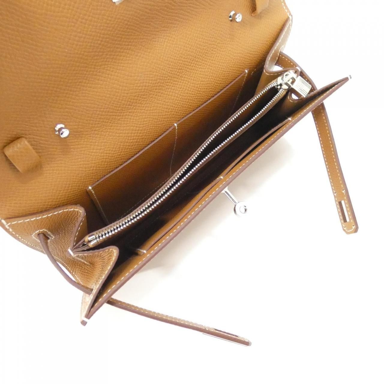 Hermes Kelly Classic to Shoulder Wallet — view 6