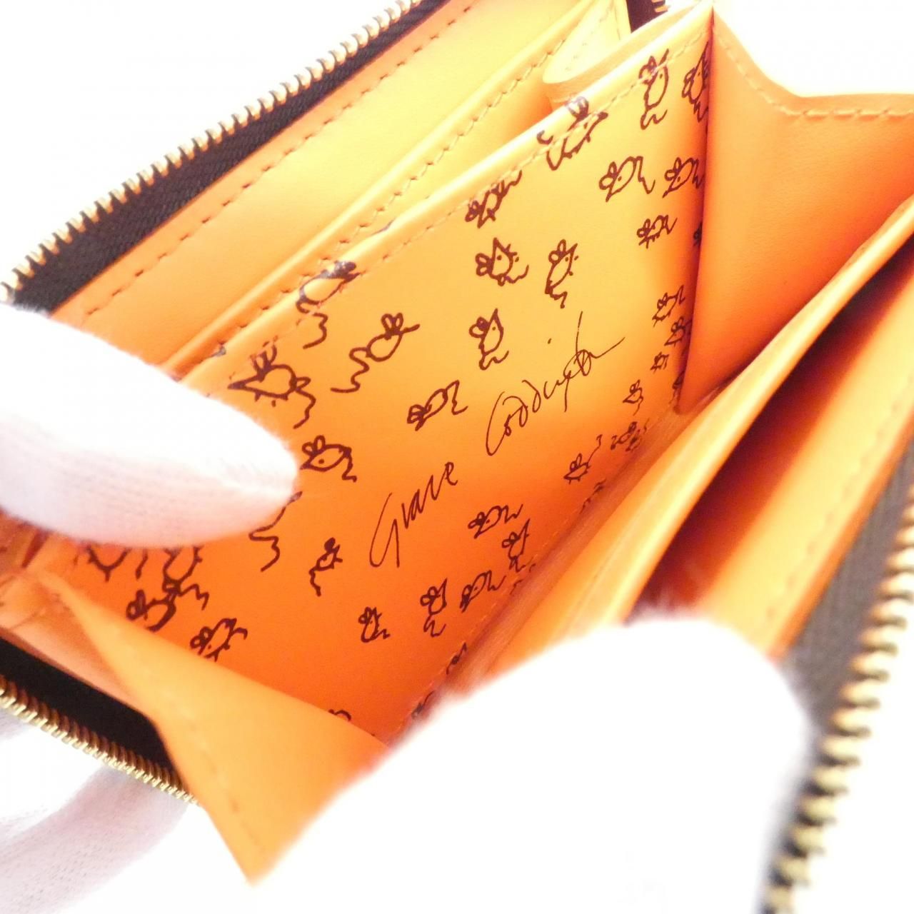Louis Vuitton Catgram Zippy Coin Purse — view 7
