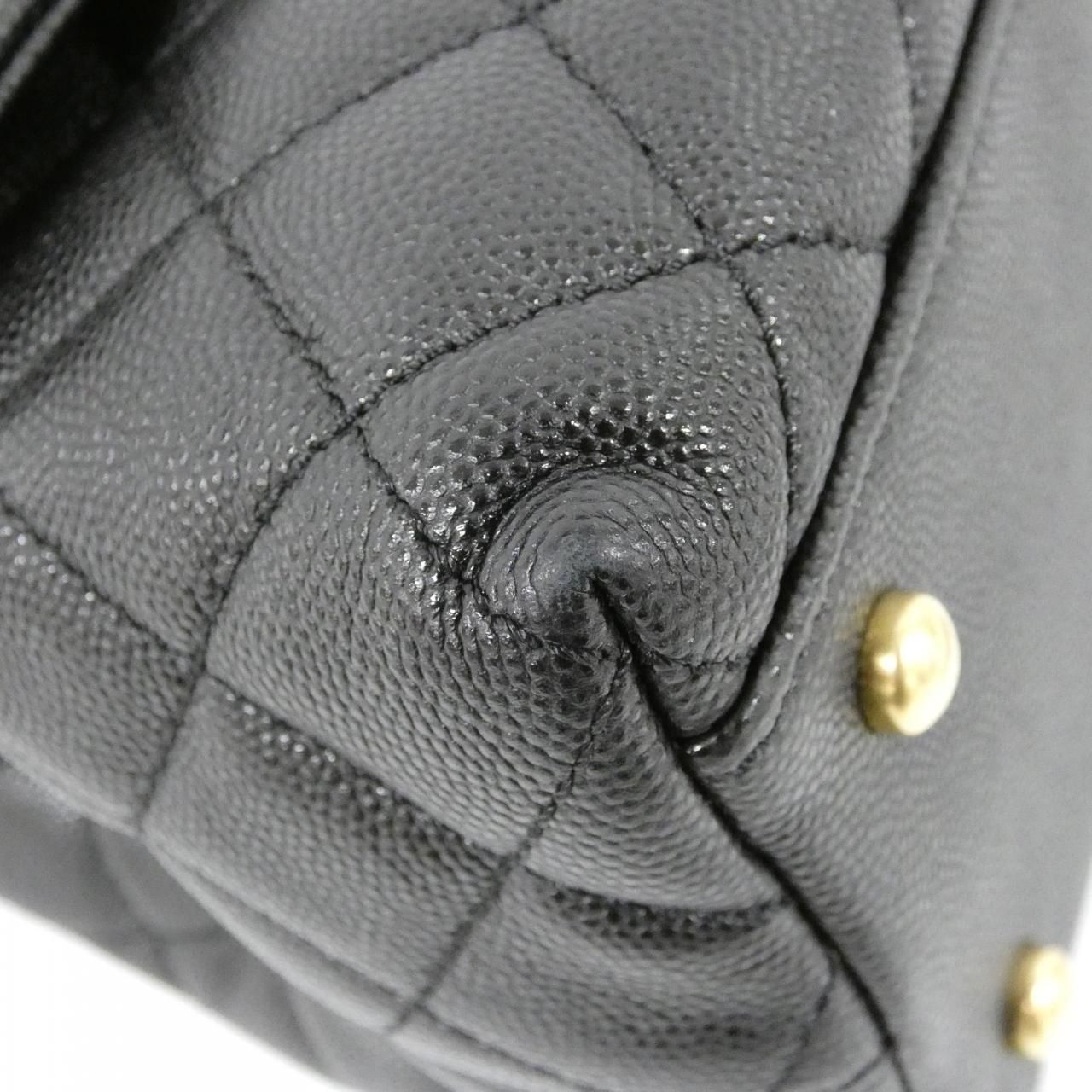 Chanel Bag Handbag Black — view 3