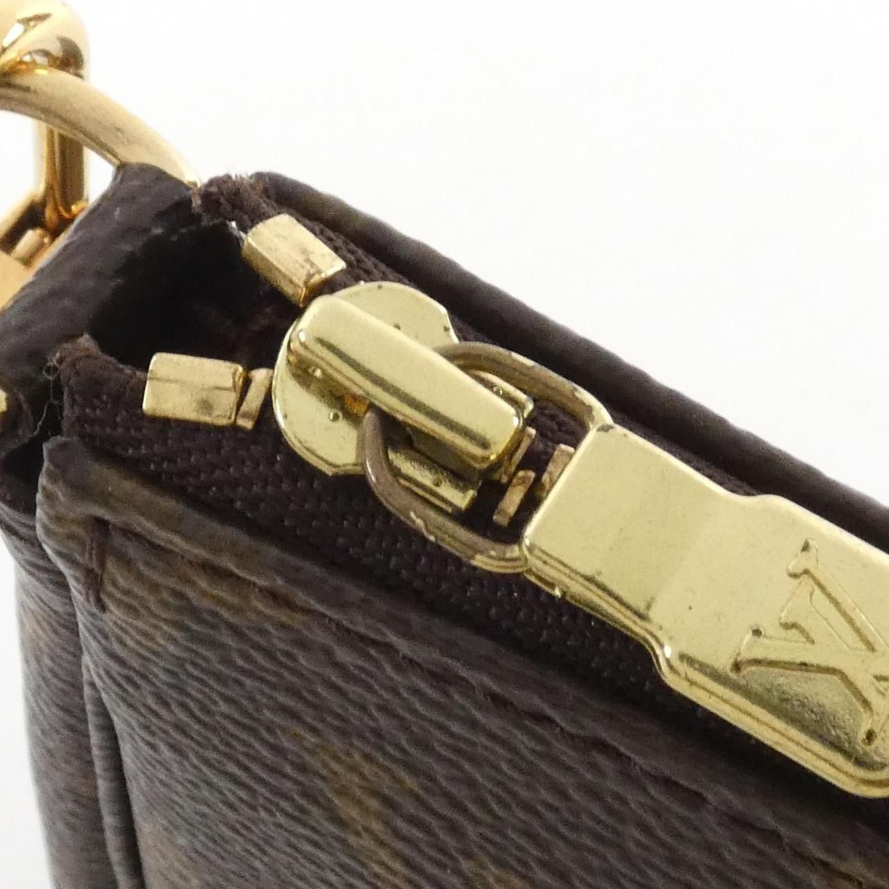Louis Vuitton Monogram Pochette Pouch — view 5