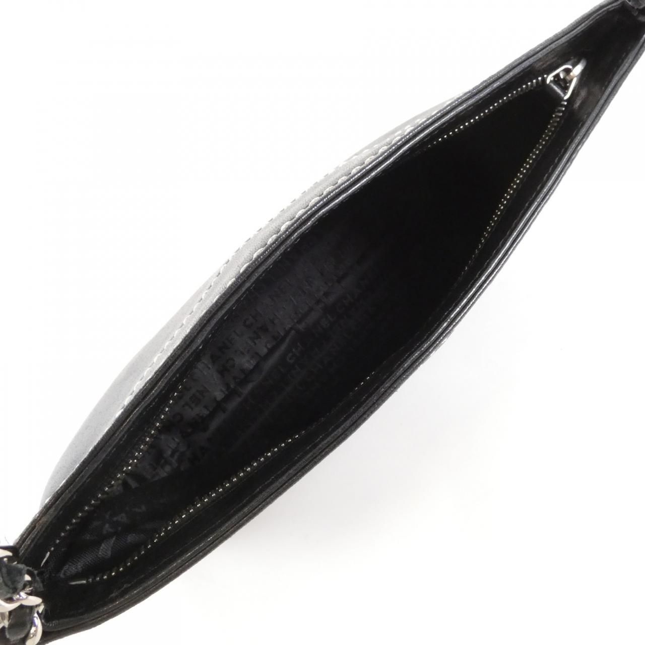 Chanel Pouch Black — view 9