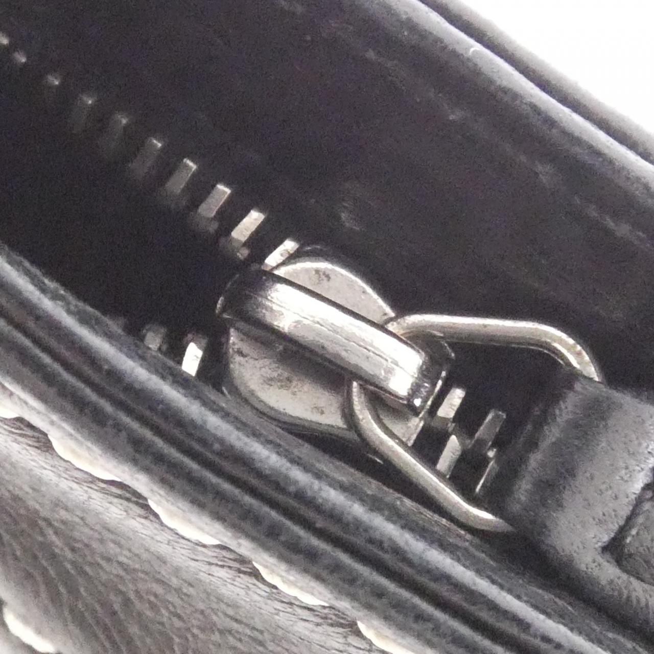 Chanel Pouch Black — view 6