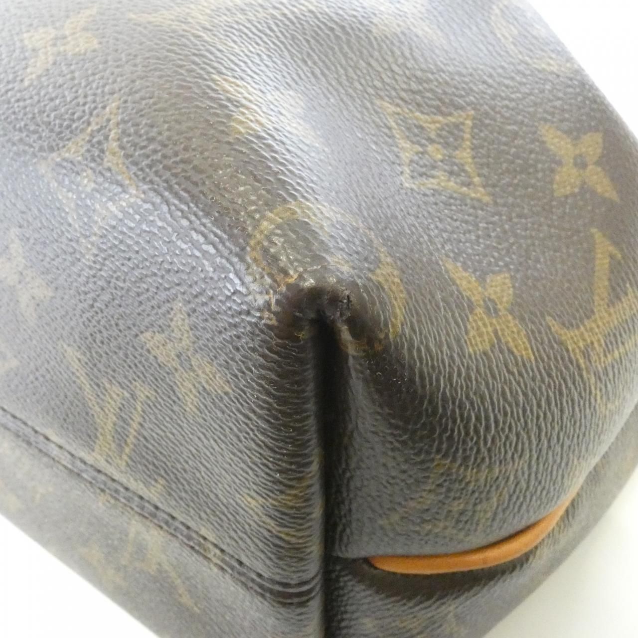 Louis Vuitton Monogram Turenne PM — view 3