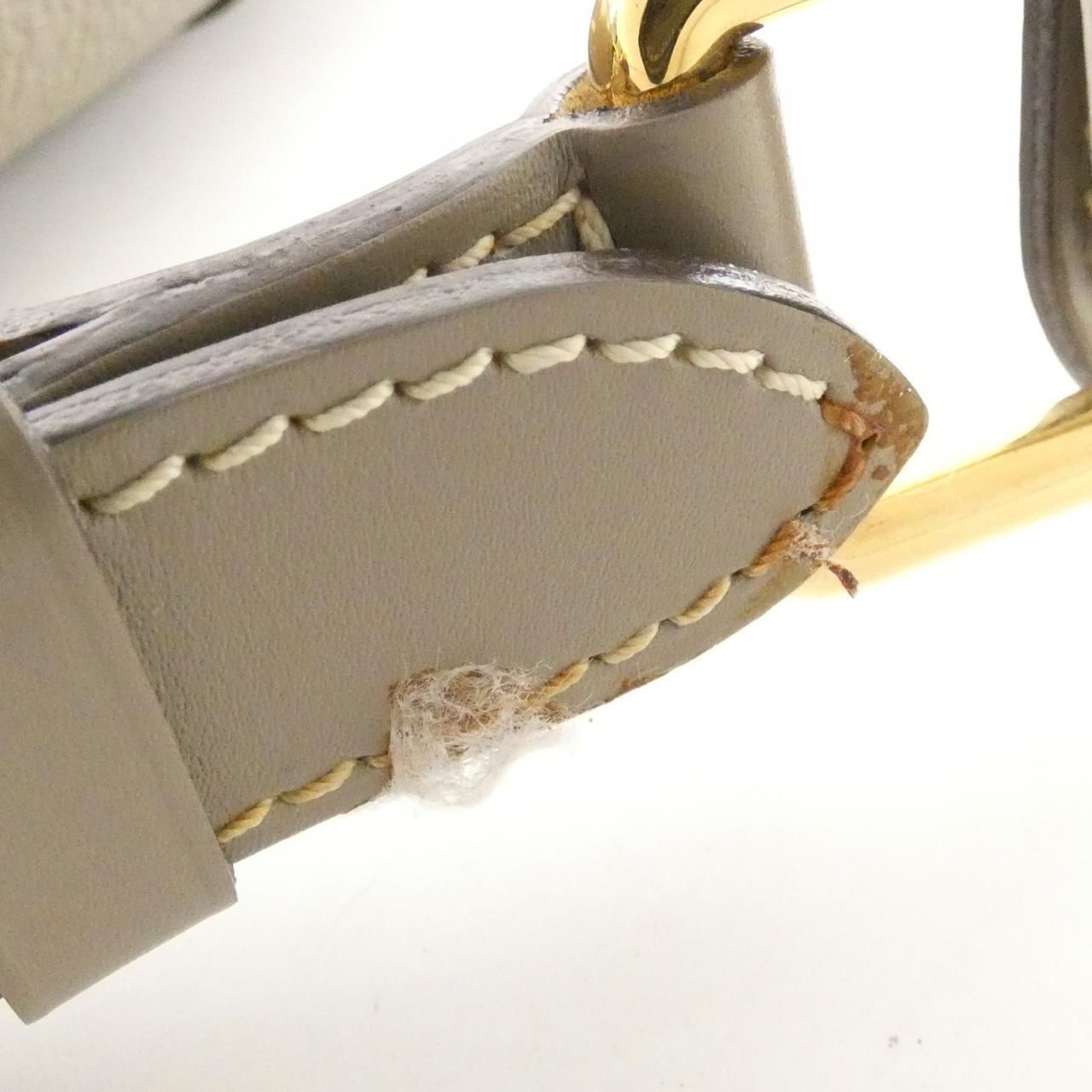 Louis Vuitton Suhali Confidant Shoulder — view 7