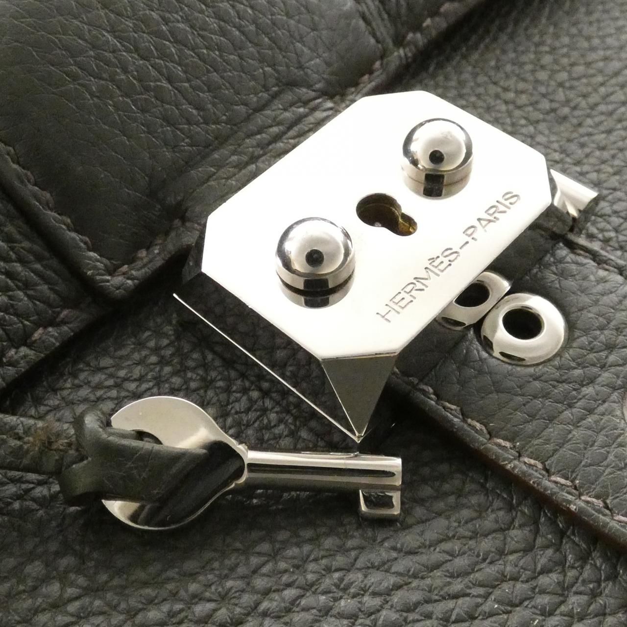 Hermes Sac a Depeche Multi Pocket — view 4