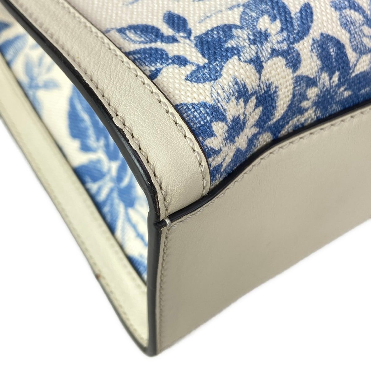 Gucci Tote GG Ribbon Herbarium Ivory Blue Floral Leather — view 6
