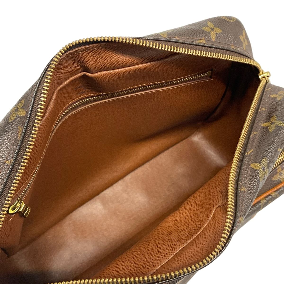 Louis Vuitton Shoulder Bag Monogram Nile — view 7
