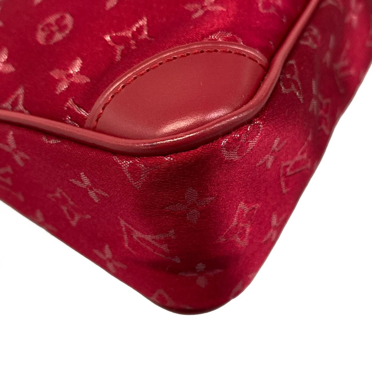 Louis Vuitton Shoulder Bag Monogram Satin Little Boulogne — view 6